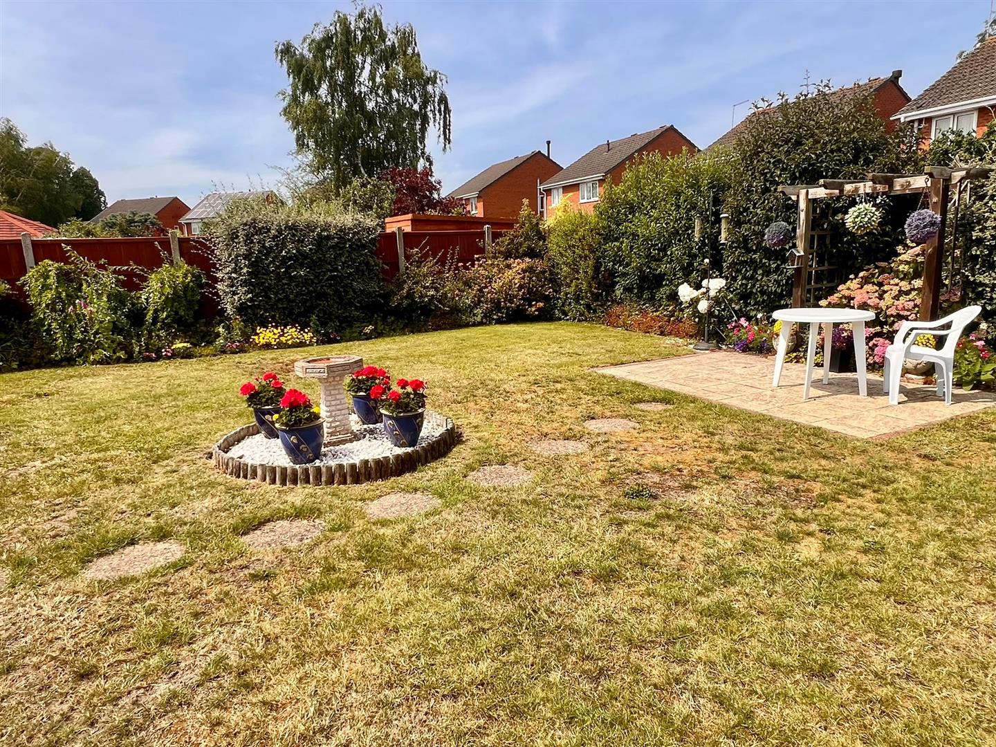 62 Kynaston Drive, Shrewsbury, SY4 5DE For Sale
